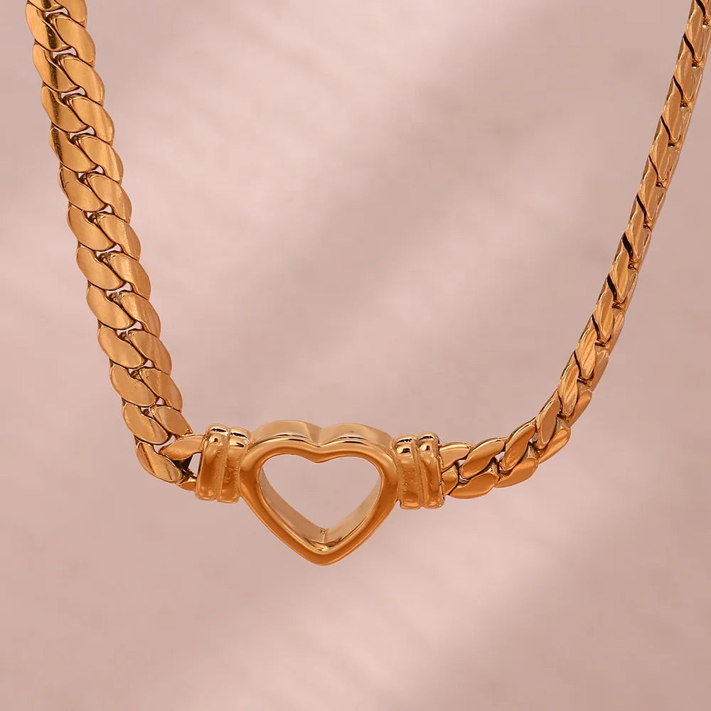 PVD Gold Plated Hollow Out Heart Necklace Stainless Steel Chain Necklace Tarnish Free Choker