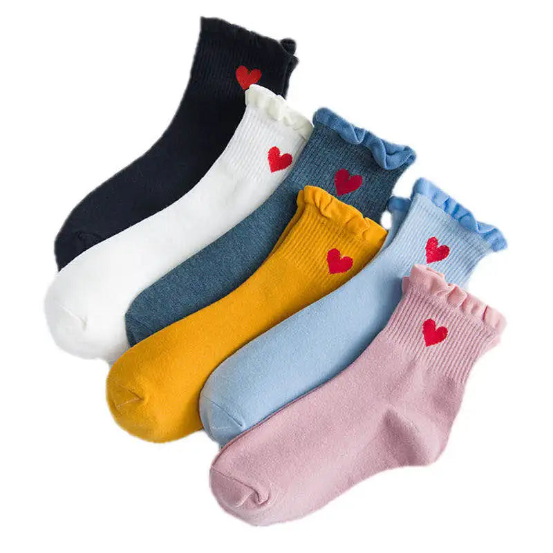 New Spring Autumn Black and White With Small love Two Bars Wooden Ears Curled Loose Mouth Cotton Socks for Ladies