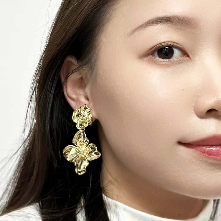 Wholesale Fine Fashion Brass CZ Micro Paved 16k Gold Plating Rose Flower Small Stud Earring for Women