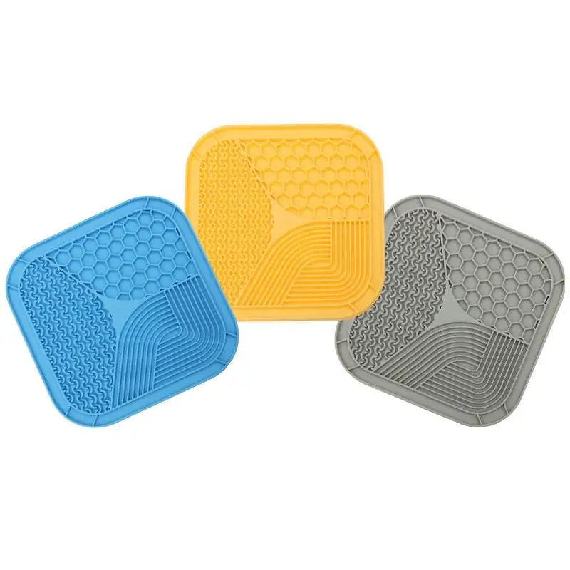 New Pet Products Launch Slow Food Plate Pad Silicone Dog Feeder Bowl Dog Food Pad Licking Pad Mat