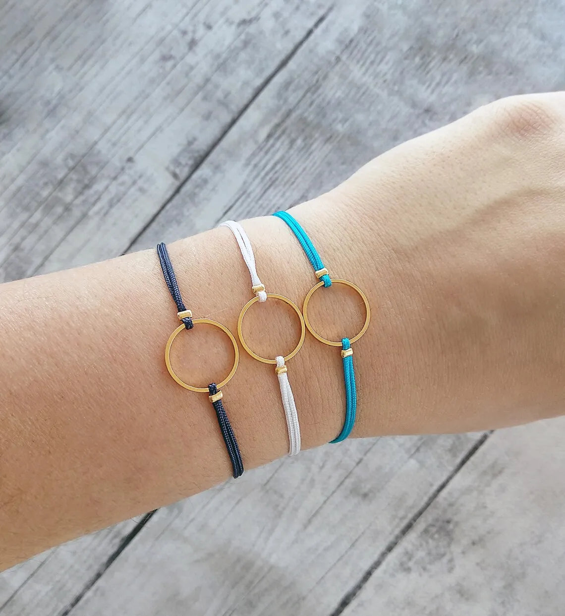 Inspire Jewelry Circle Bracelet Karma Geometric Bracelet Good Luck String Cord Bracelet Birthday Gift Best Friend