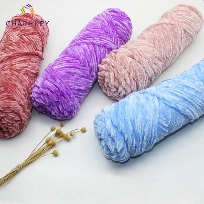 Baby Soft Polyester 100 Gram Hand Knitting Yarn Chunky Chenille Velvet Yarn for Crochet