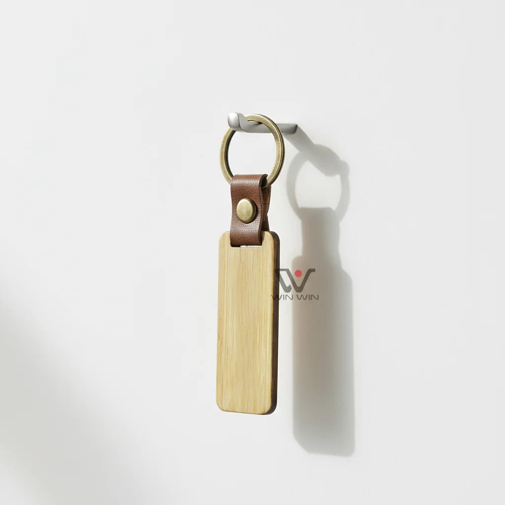 Luxury Eco Friendly Walnut Wood Keychain Promotion Gift Personalized Key Chain