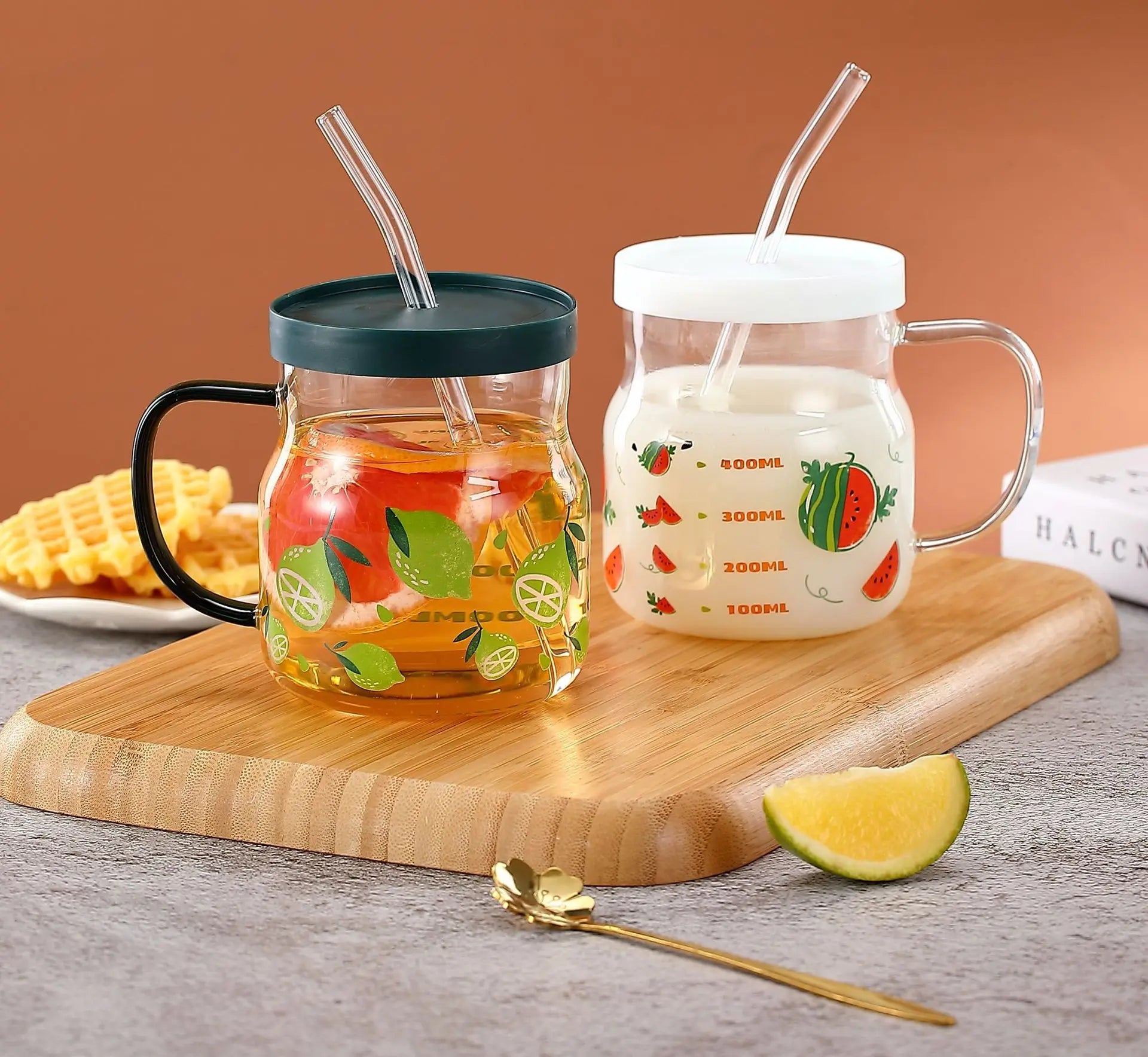 Creative Personality 20oz Glass Mug with Lid and Straw for Household High Borosilicate Glass Sippy Cup Breakfast Cereal Cup