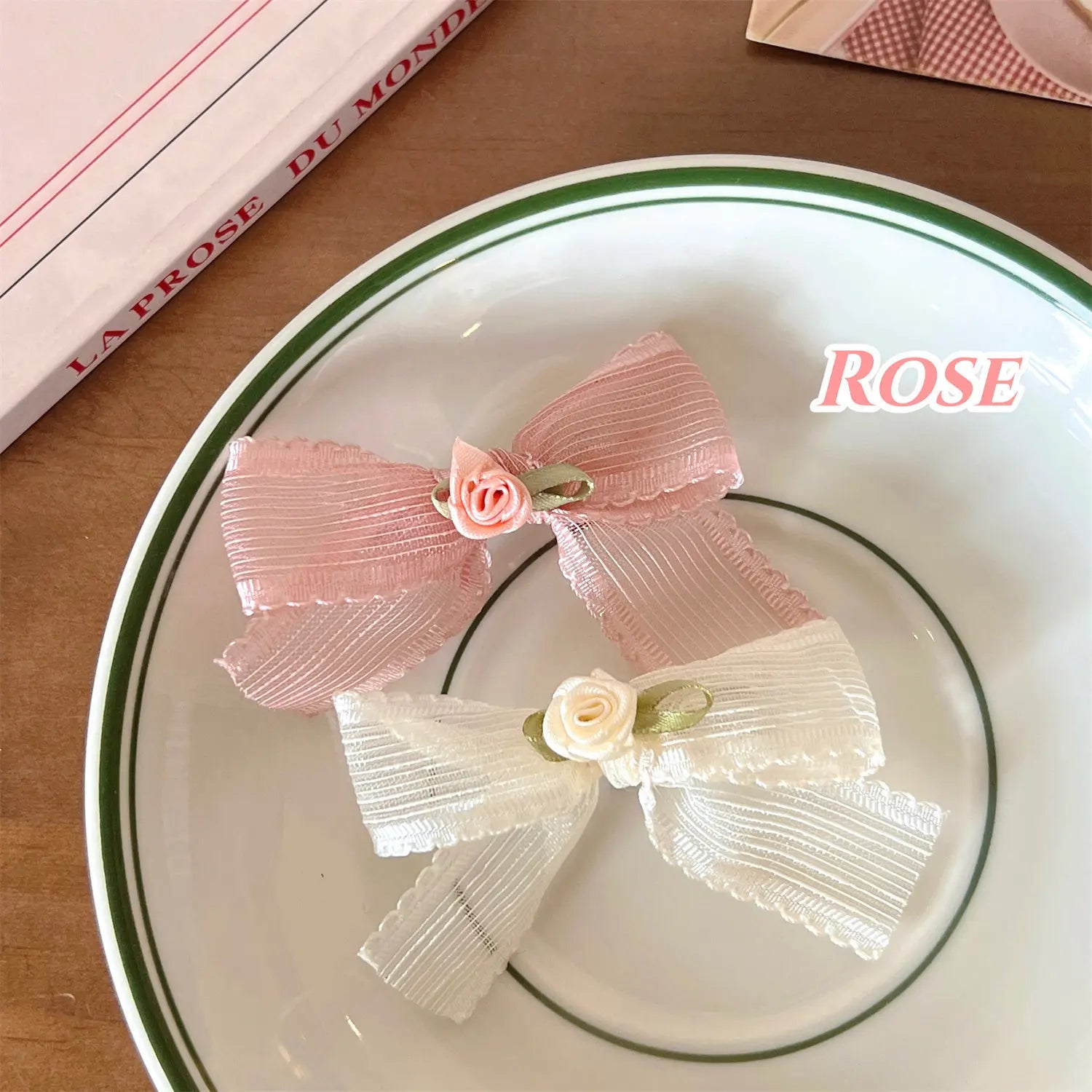New Sweet Aesthtic Flower Hair Clips Hot Sale Clip Cute Fabics Bow Hair Accessories for Women Girls