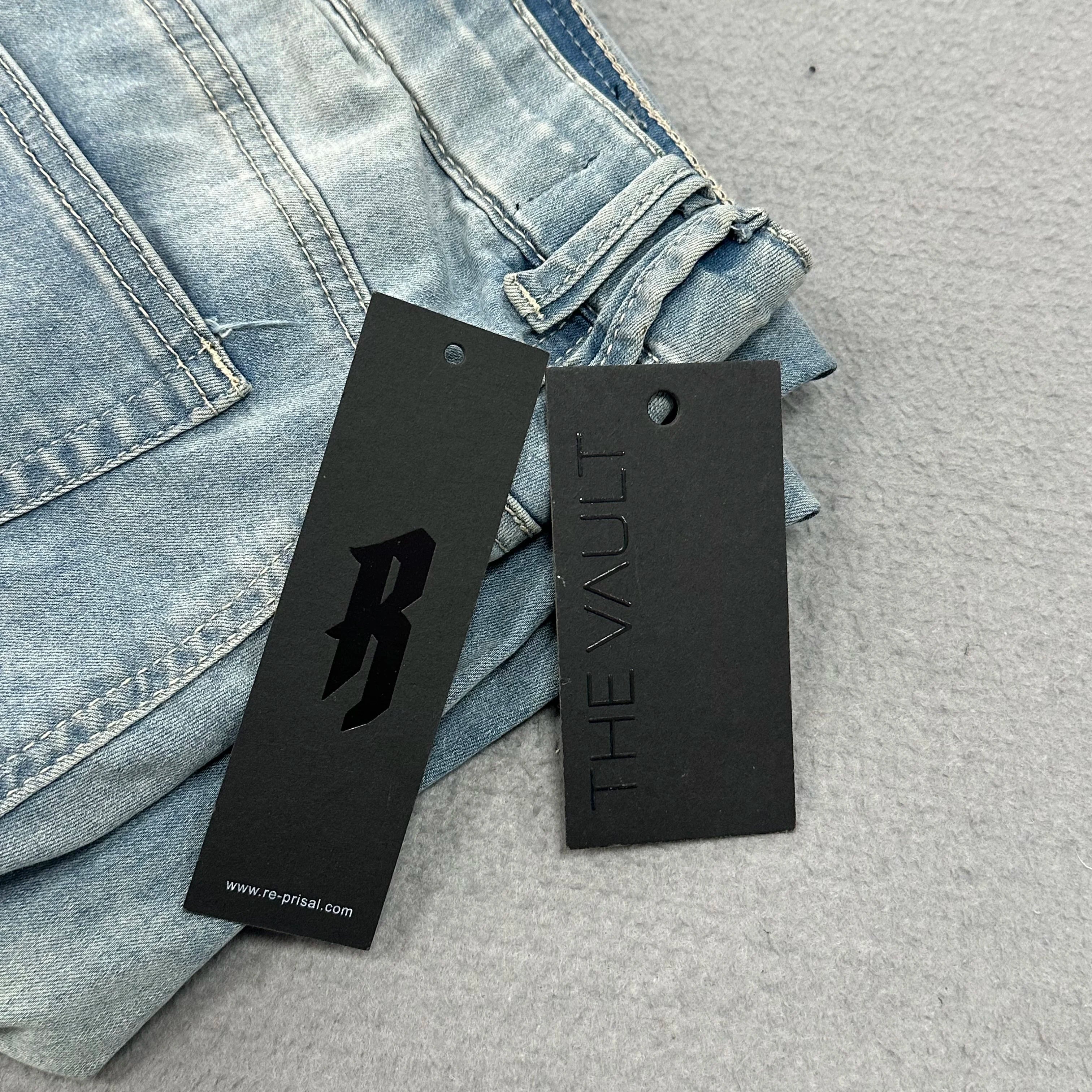 Custom Clothing Hang Tages Clothes Tagger Labels Gift Tags Recycled Paper Hang Tag for Garment