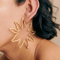 2025 New Arrival Fashion Jewelry Accessories 18k Pvd Gold Stainless Steel Irregular Earring Hollow Flower Punk Chunky Earrings