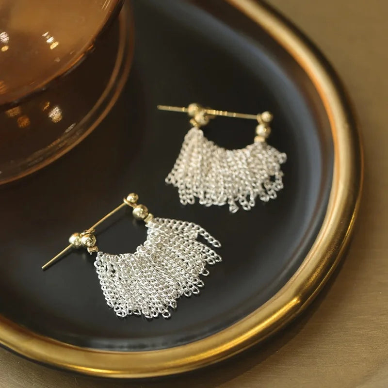 Luxurious Sparkling Galaxy Tassel Female Earrings Multilayer Chain Drop Fashion Manguito De Oreja for Parties