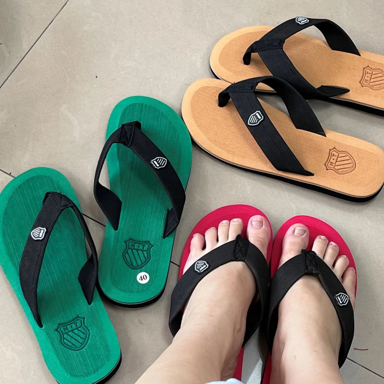 Wholesale Summer Flip-Flops Male Casual Clip-On Sandals Breathable Anti-Slip Printed Design Outdoor Beach Slippers for Winter