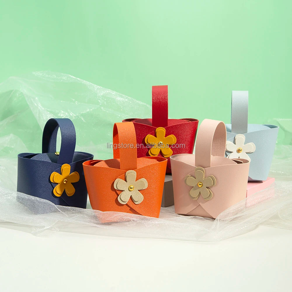 Creative DIY Wedding PU Leather Candy Box with Knot and Flower for Candy and Jewelry Packaging Includes Gift Bag