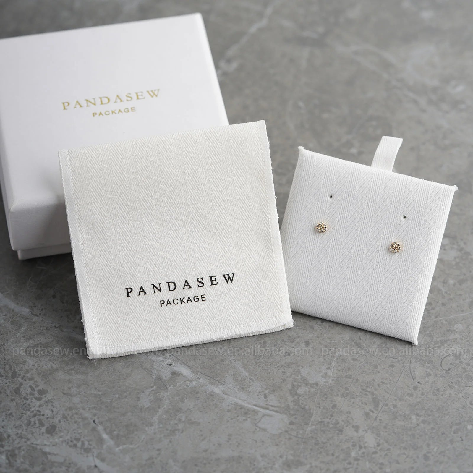 PandaSew Custom Logo White Herringbone Cotton Envelope Bag with Insert Pad Gift Packaging Jewelry Pouch