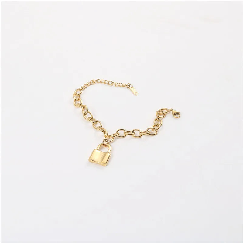 IVIAPRO New Arrival High End Gold Plated Stainless Steel Padlock Bracelet for Women