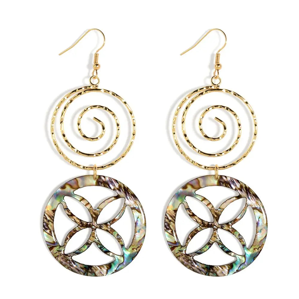 Wholesale 14k Gold Hawaii Metal Alloy Natural Shell Hollow Out Colorful Drop Earrings Women Jewelleries and Accessories