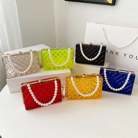 2021 Ladies Transparent Acrylic Handbag Boxed Crossbody Evening Clutch Bag Pearl Chain Fashionable Clear Acrylic Handbag for