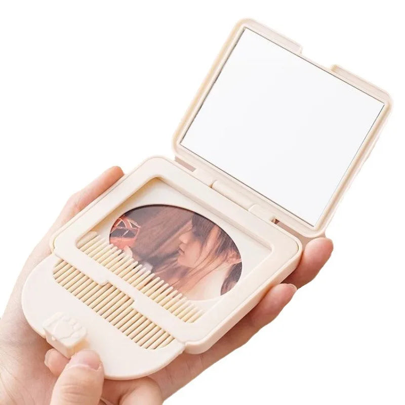 Creative Square Small Mirror with Lighted Comb Cosmetic Feature Finishing in Zinc Alloy