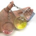 Funky Girl Gifts Custom Keychain Accessories Liquid Floating Glitter Keychain Plastic Water Spangle Keyring with Dry Flower