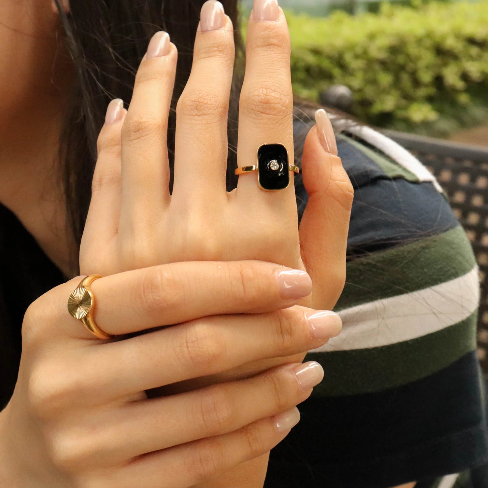 Chris April in Stock  Jewelry PVD Gold Plated Titanium Steel Sunshine Signet Ring for Women