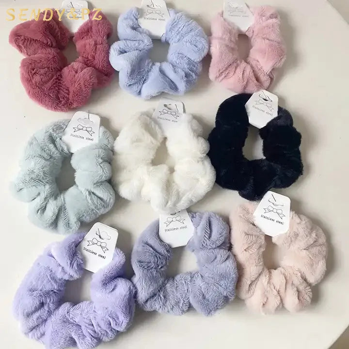 Hot Sale Style Trend Girls Plush Hair Rope Fur Scrunchies Accessories Fashionable Plush Elastic Cute Hair Tie for Women