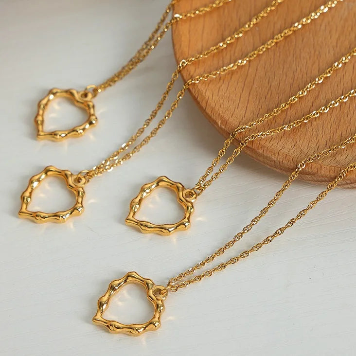 Waterproof Stainless Steel 18k Gold Plated Necklace Irregular Hollow Heart Pendant Necklace Women's Jewelry Wholesale Colliers