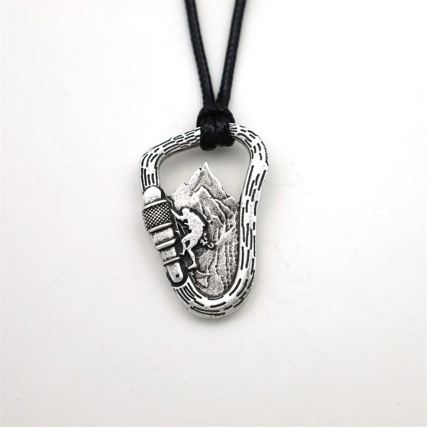 Foot Shaped Climbing Mountain Rope Chain Pendant Necklace Classic Zinc Alloy Outdoor Minimalism Faith Jewelry for Men Women