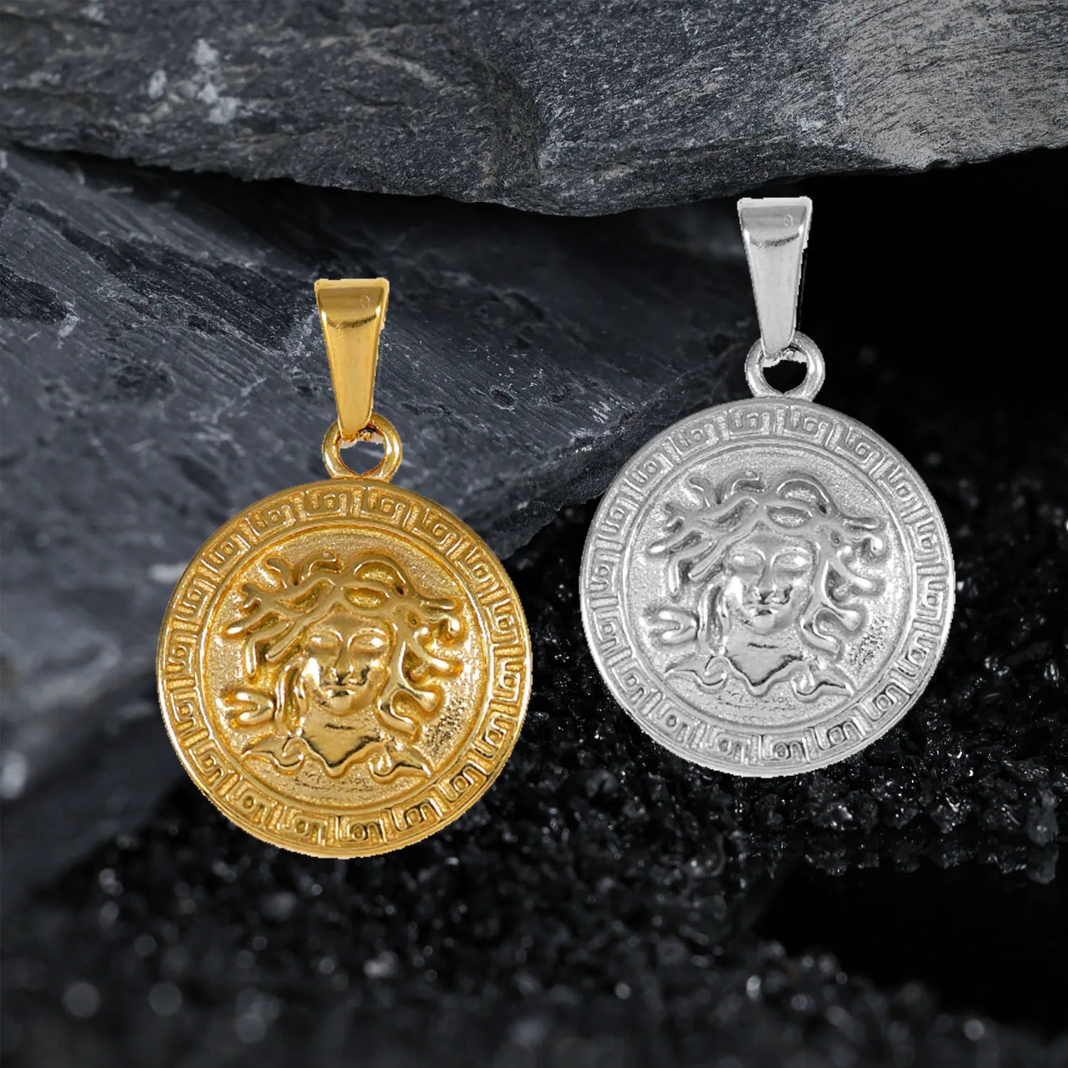 Custom Jewelry Men Greek Godness Medusa Face Charms Stainless Steel 22k Gold Tarnish Free Waterproof Mythology Medusa Pendant
