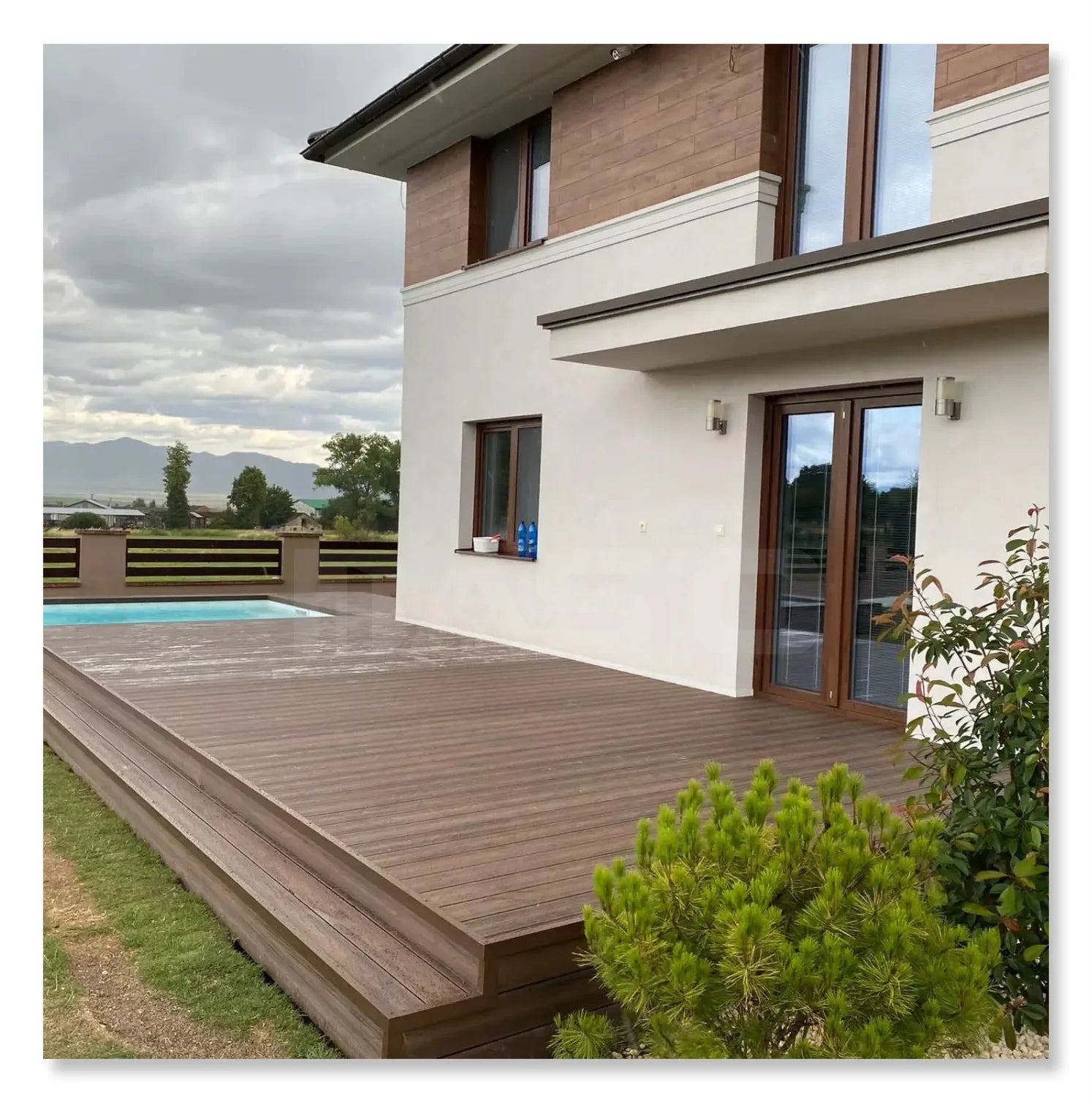 European Brushed WPC Co-extrusion Composite Outdoor Decking-Waterproof & Anti-slip No Gap Flooring