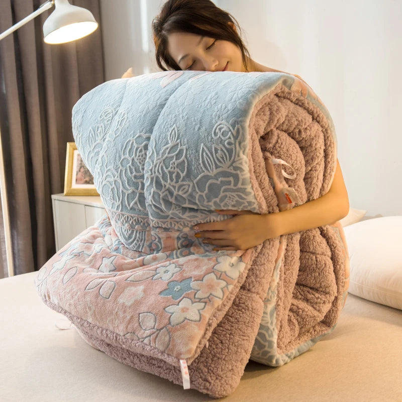 Wholesale 100% Polyester 3D Embossed Flannel Queen Size Comforter Set Sherpa Fleece Comforter Sets