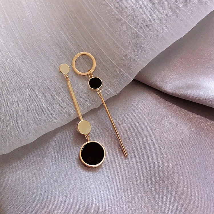 Popular Design Korean Hollow Circle Geometric Long Pendant Earrings for Women