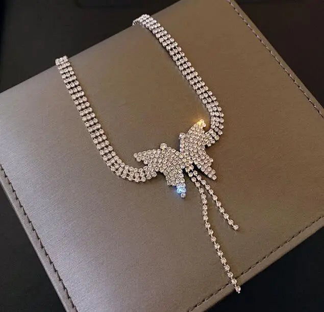 Popular Jewelry Full Diamond Bow Necklaces Fashion Short Necklaces for Women