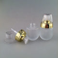 30ml 1oz Clear Frosted Glass Oval Cosmetic Containers Lotion Pump Bottles with Gold Silver Black Cap for Face Cream Skin Care