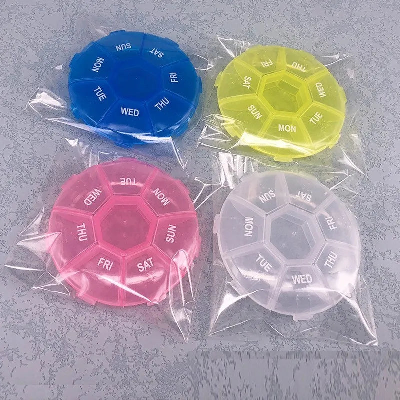 Factory Price Mini Portable Plastic Round 7 Days Pill Box Each in Opp Bag 7 Grids Pill Capsule Candy Storage Box for Travel