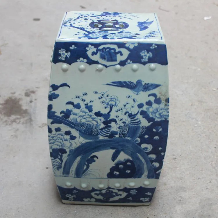 Blue China Hand Drawing Ceramic Bathroom Seat Beautifully Decorated Porcelain Stool Ceramic Garden Stool for Home and Bathroom
