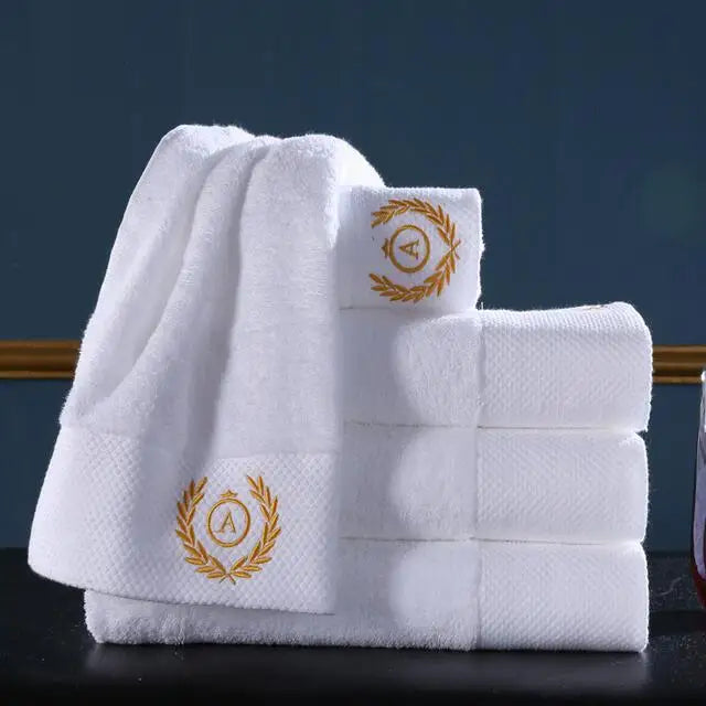 Luxury 3 Piece Hotel 100% Cotton White Adult Bath Towel Set 5 Star Embroidery Towel With logo