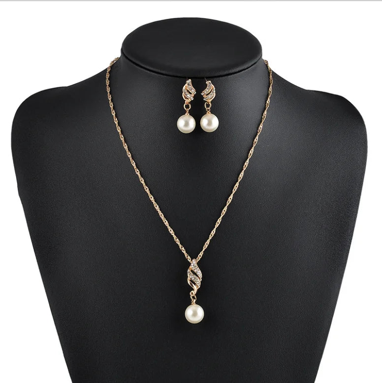 New Korea Pearl Crystal Rhinestone Choker Necklace and Earrings Set Gold Plated Alloy Wedding Engagement Jewelry for Women