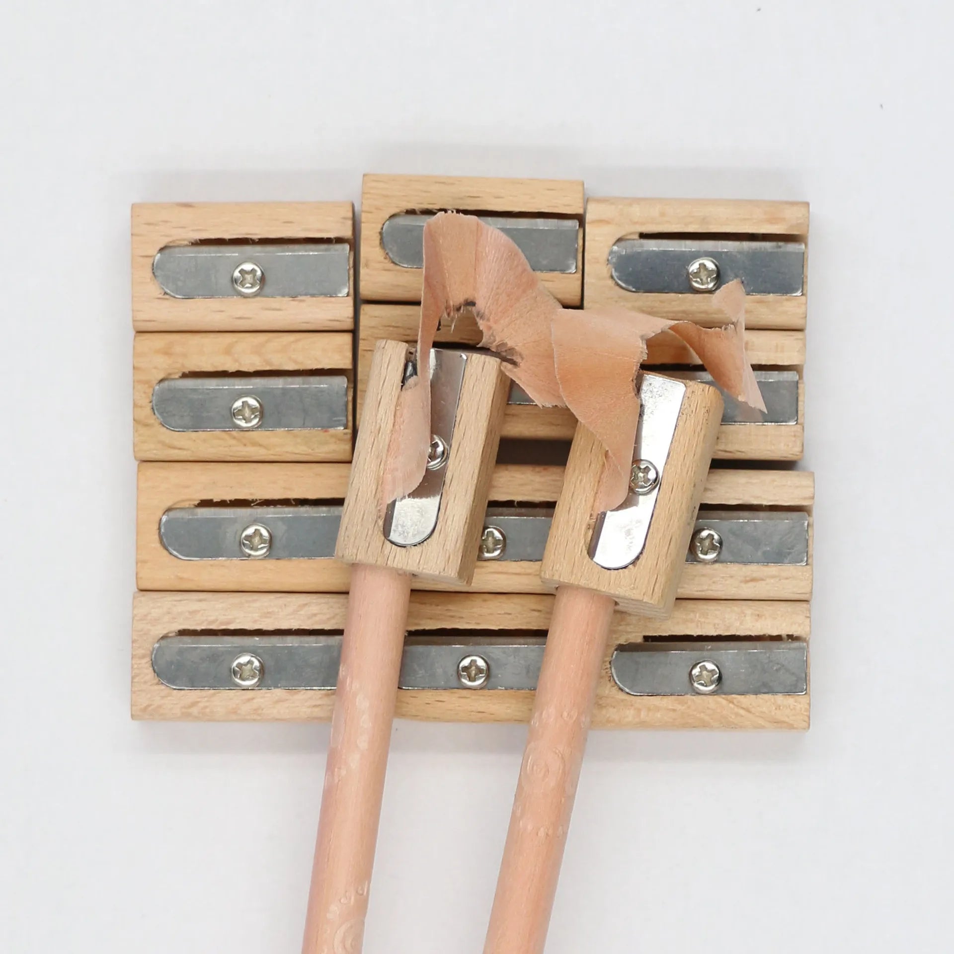 Eco-firendly OEM Beech Wood Single Hole Wooden Pencil Sharpener