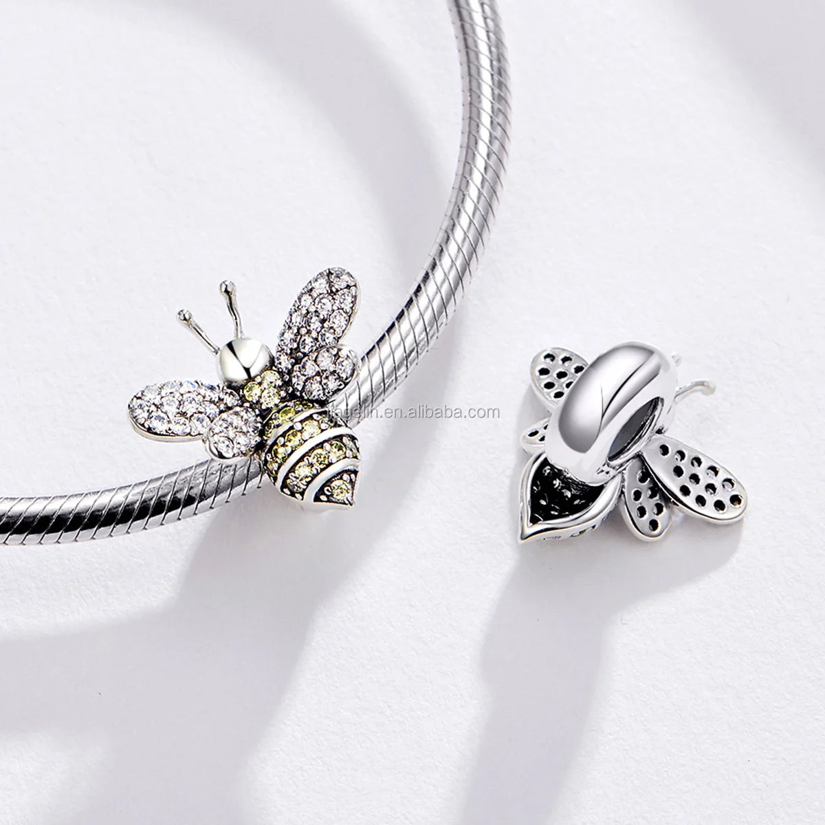 Jiagelin 925 Sterling Silver Bracelet with Cute Bee Animal Charm Bead Loose Metals Material Customizable Color