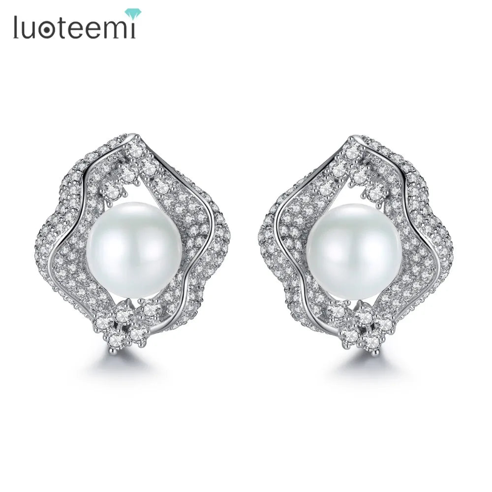 LUOTEEMI Beautiful Mouth Shape White Gold Plated Pearl CZ Diamond Female Ear Stud Earrings for Women