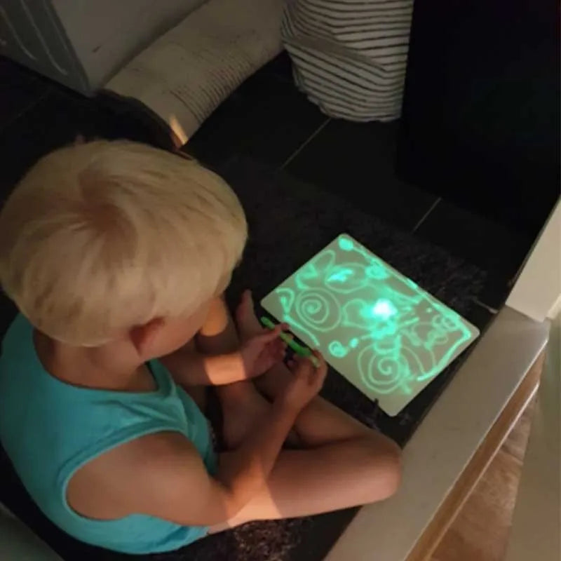 A4 Acrylic Luminous Drawing Board with Led Light Pen Glow in the Dark Kids Fluorescent Drawing Board Pad
