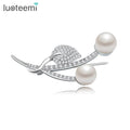 LUOTEEMI Clothing Lapel Pin Badge White Sea Shell Pearl Ziicon Diamond Decorative Hijab Pins Muslim Flower Brooches and Pins
