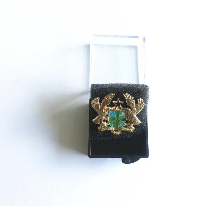 3d Gold Soft Enamel Eagle Badge Magnet Backing in Plastic Gift Box