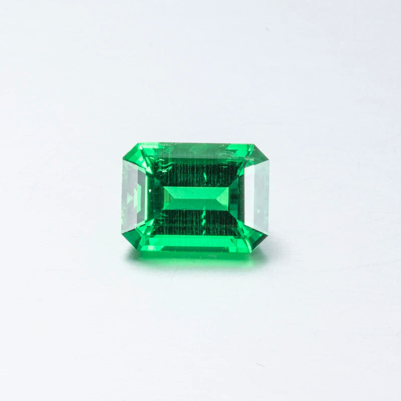 Synthetic Colombian Emerald Gemstone with Inclusion Like Tidy Hair for Emerald Cut Ring