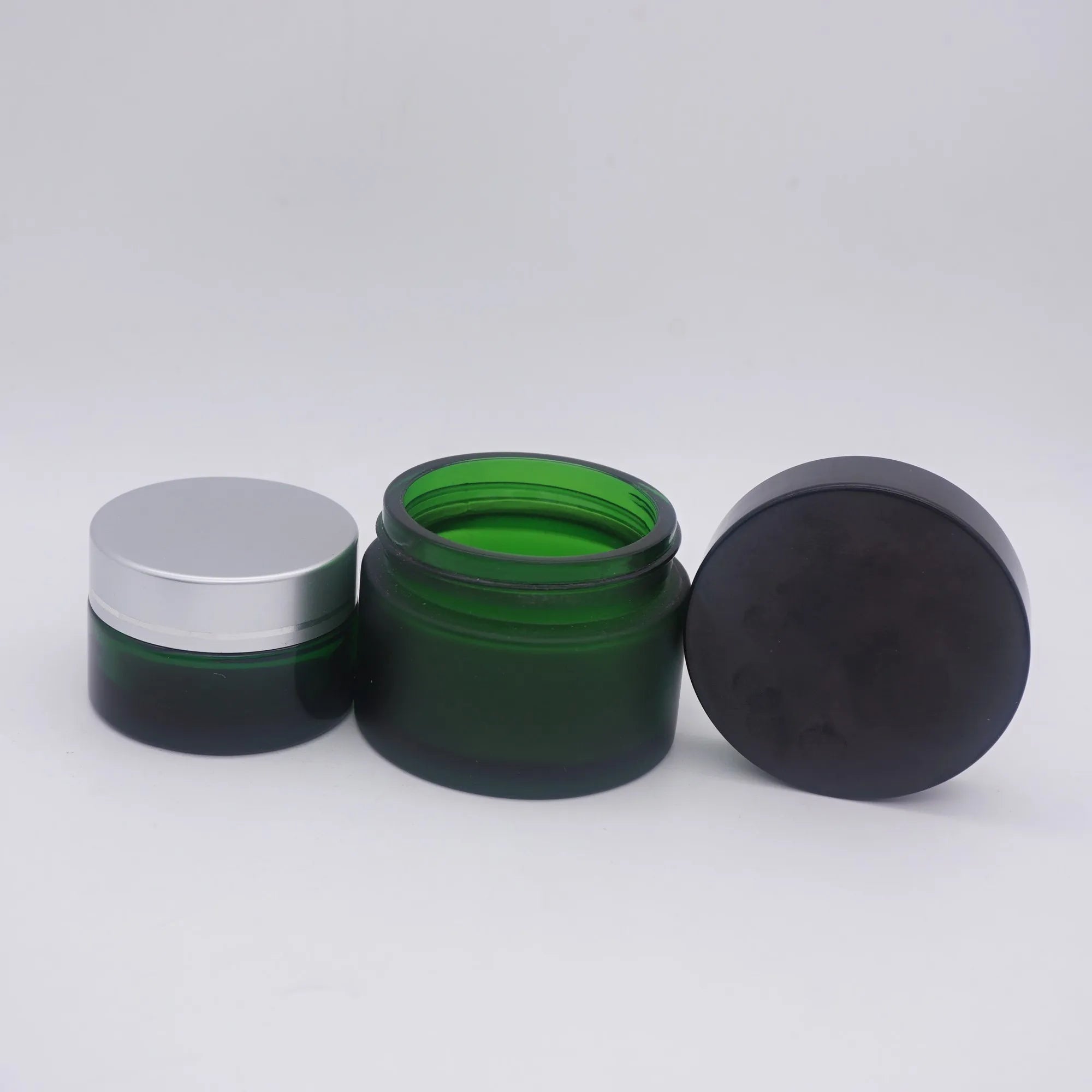 100g Round Green Cosmetic Glass Jar with Gold Lid
