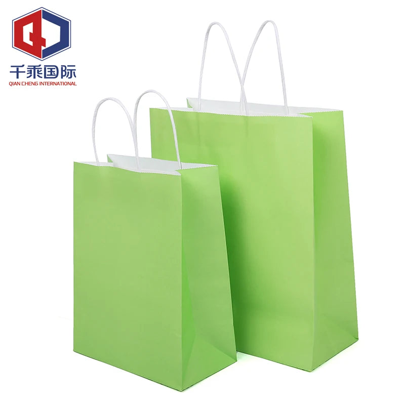 Wholesale Luxury Brand Shopping Boutique Recycle Kraft Paper Gift Packaging Bags With Your Own Custom Logo