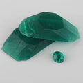 Lab-created High Quality 7x5mm Oval Cut Well Polished Cabochon Green Color Hydrothermal Emerald for Sale
