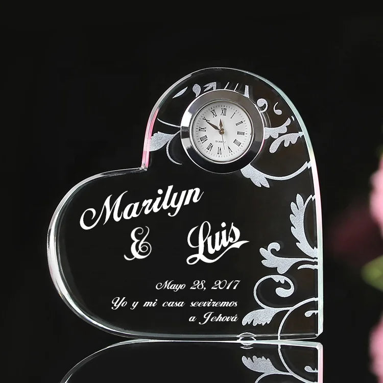 Small Bridge Wholesale High Quality 2D Laser Engraving Heart Shape Crystal Wedding Souvenirs Glass Clock
