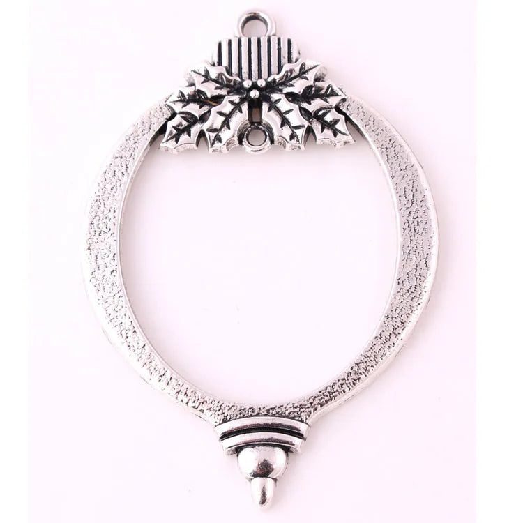 IMG 5063 Yiwu Huilin Jewelry Hollow Out Christmas Ornament Flower Basket Charms Pendant