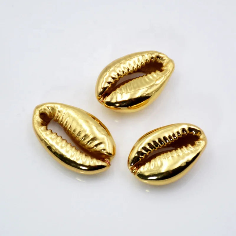 Wholesale Natural Golden Shells Beads Seashell Charm Gold Plated Color Bead Cowrie Shells Charms for Jewelry Making