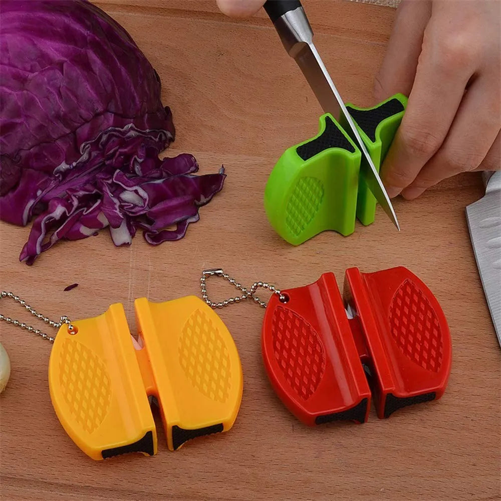 2023 Cheap Kitchen Accessories Portable Camping Keychain Mini Knife Sharpener