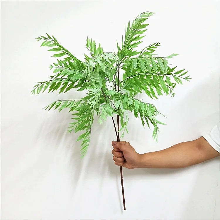 Customization New Arrival Realistic Eco-Friendly Hanging Artificial Plastic Palm Leaf Bush for Living Room Decoration