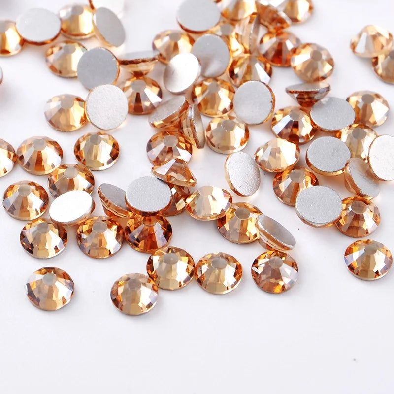 China Manufacturer Supply Glass Flatback Rhinestones Round Shape
